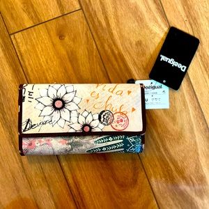 Desigual Pretty Sparkly Flower Wallet